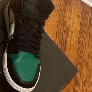 Mens Jordan 1